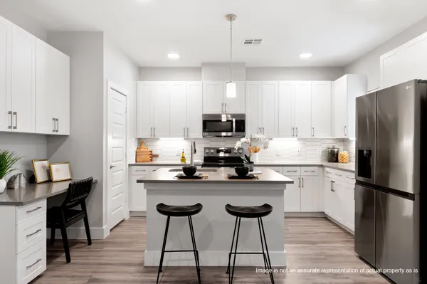 $2,400 | 28325-119 Birnham Woods Drive, Spring, TX 77386