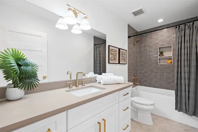 $725,000 | 919 Gene Johnson Street, Austin, TX 78751