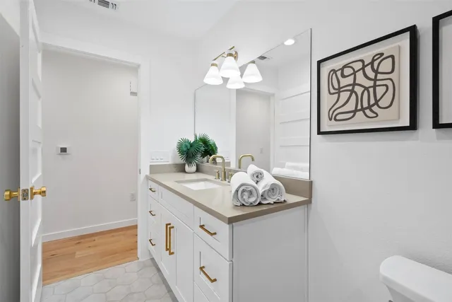 $725,000 | 919 Gene Johnson Street, Austin, TX 78751