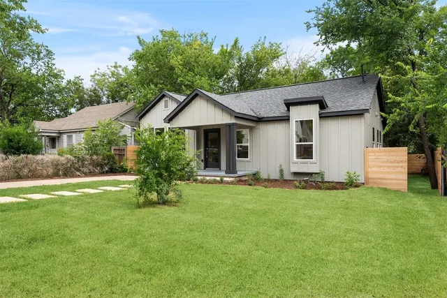 $725,000 | 919 Gene Johnson Street, Austin, TX 78751