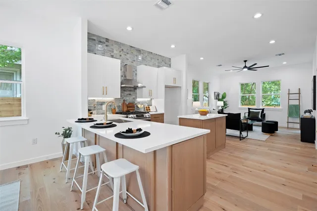 $725,000 | 919 Gene Johnson Street, Austin, TX 78751