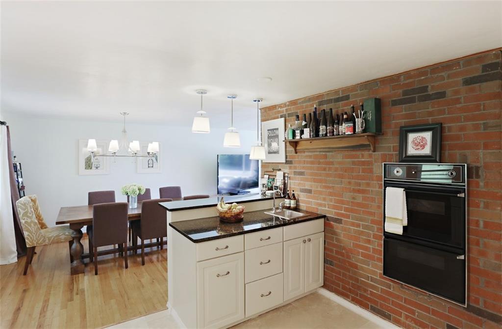 134 Buckhill Road Pittsburgh, PA 15237 - Photo 8 of 25 Gallery Image 8