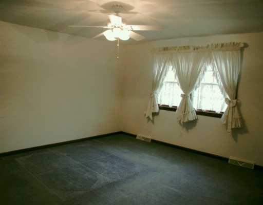 314 Fassinger Road Evans City, PA 16033 - Photo 5 of 8 Gallery Image 5