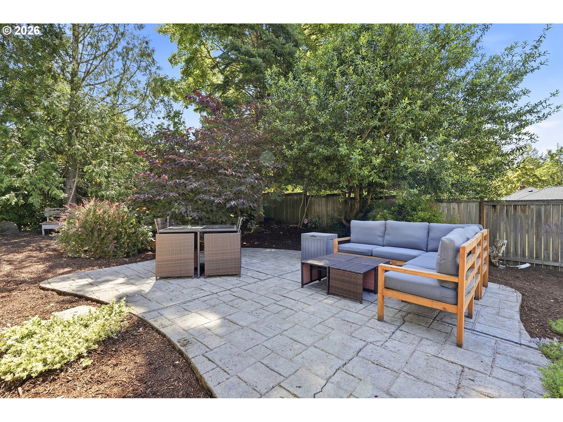 7464 Southwest 53rd Avenue Portland, OR 97219 - Photo 23 of 32