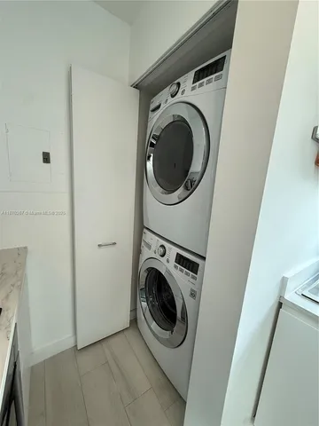 $4,000 | 5900 Collins Avenue, Unit 705, Miami Beach, FL 33140