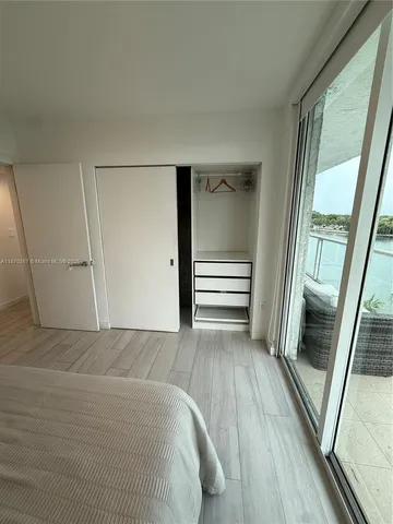 $4,000 | 5900 Collins Avenue, Unit 705, Miami Beach, FL 33140