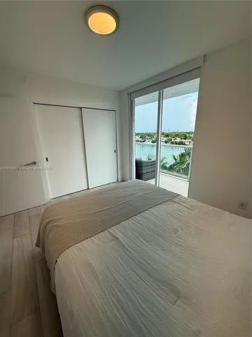 $4,000 | 5900 Collins Avenue, Unit 705, Miami Beach, FL 33140