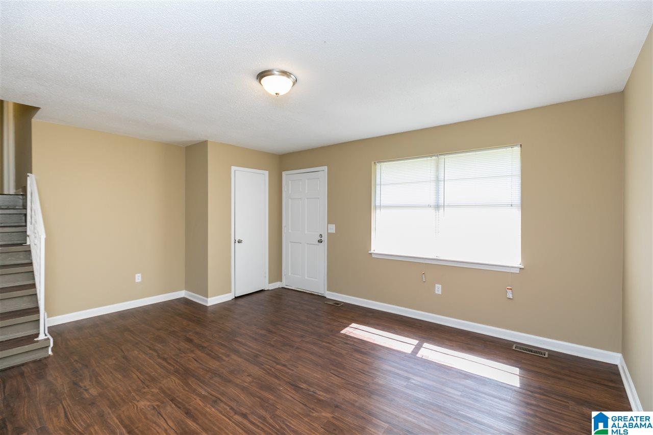 121 Wickstead Road Bessemer, AL 35023 - Photo 2 of 15