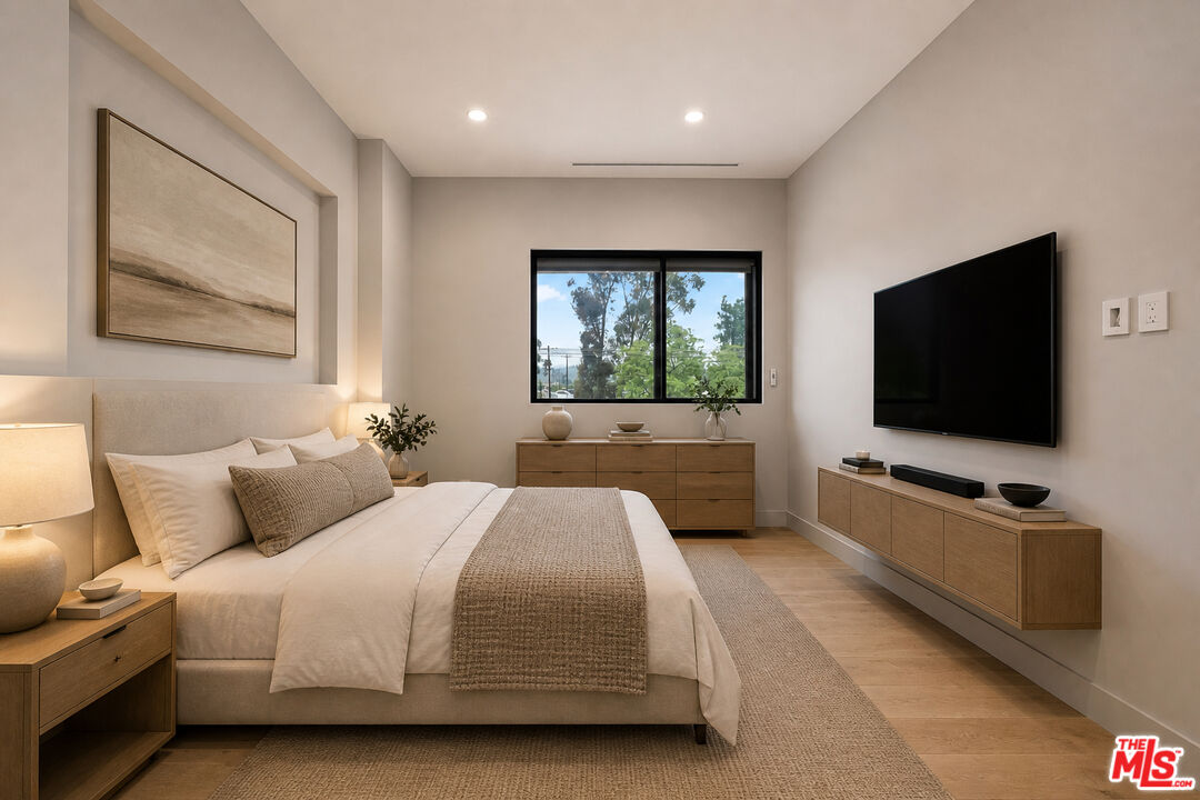 2412 Riverside Drive Los Angeles, CA 90039 - Photo 14 of 24