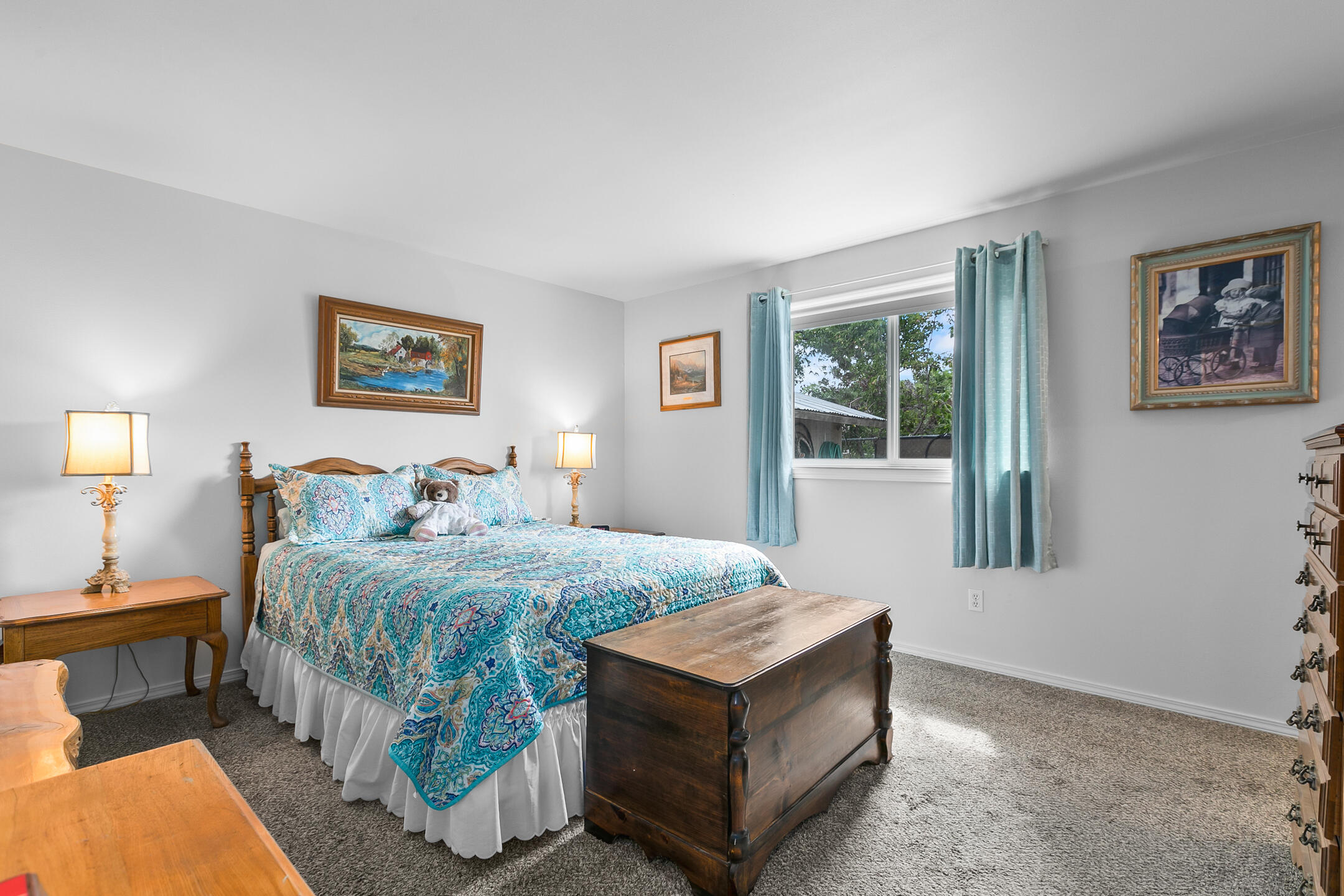 605 Center Ridge Drive Culver, OR 97734 - Photo 19 of 21 Primary Bedroom