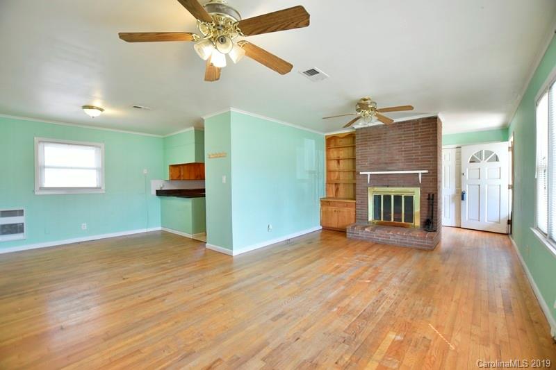 150 Munn Road East Fort Mill, SC 29715 - Photo 3 of 19