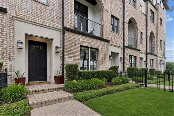$4,995 | 768 Sid Rich Drive, Irving, TX 75039