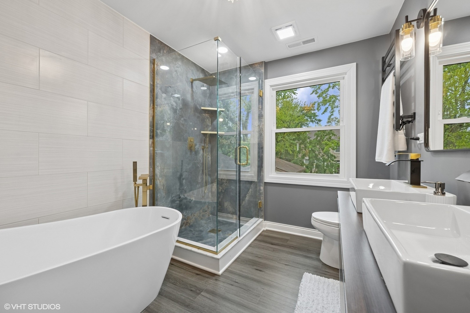 2272 Asbury Road Northbrook, IL 60062 - Photo 19 of 26