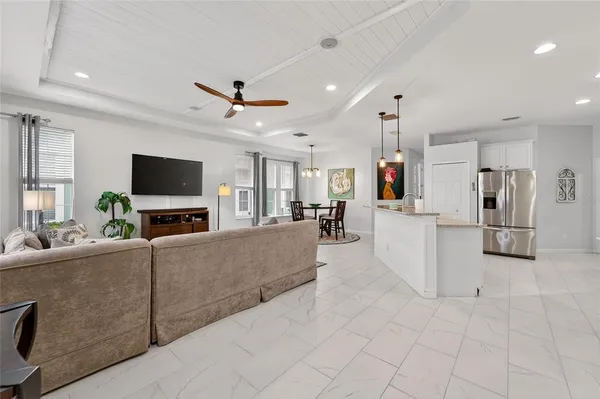 $374,000 | 5515 Golden Isles Drive, Apollo Beach, FL 33572