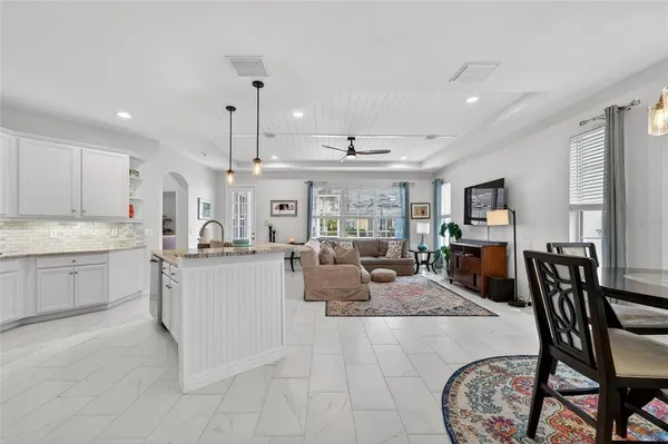 $374,000 | 5515 Golden Isles Drive, Apollo Beach, FL 33572