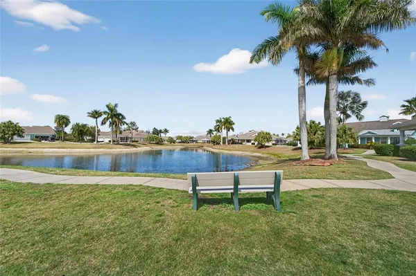 $374,000 | 5515 Golden Isles Drive, Apollo Beach, FL 33572