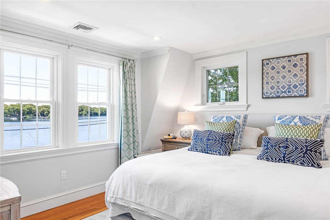 105 New Meadow Road Barrington, RI 02806 - Photo 24 of 46 Gallery Image 24