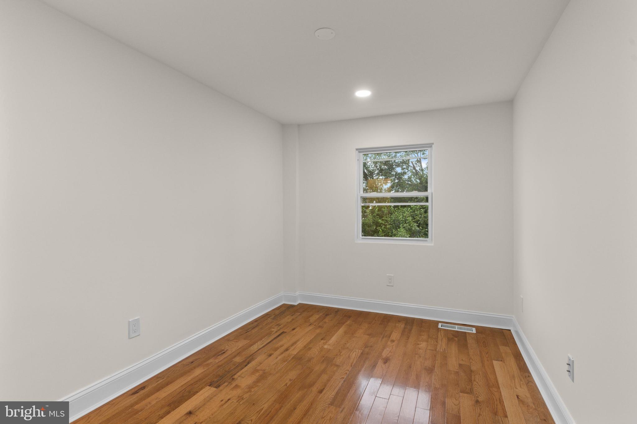 3149 Birch Road Philadelphia, PA 19154 - Photo 22 of 29