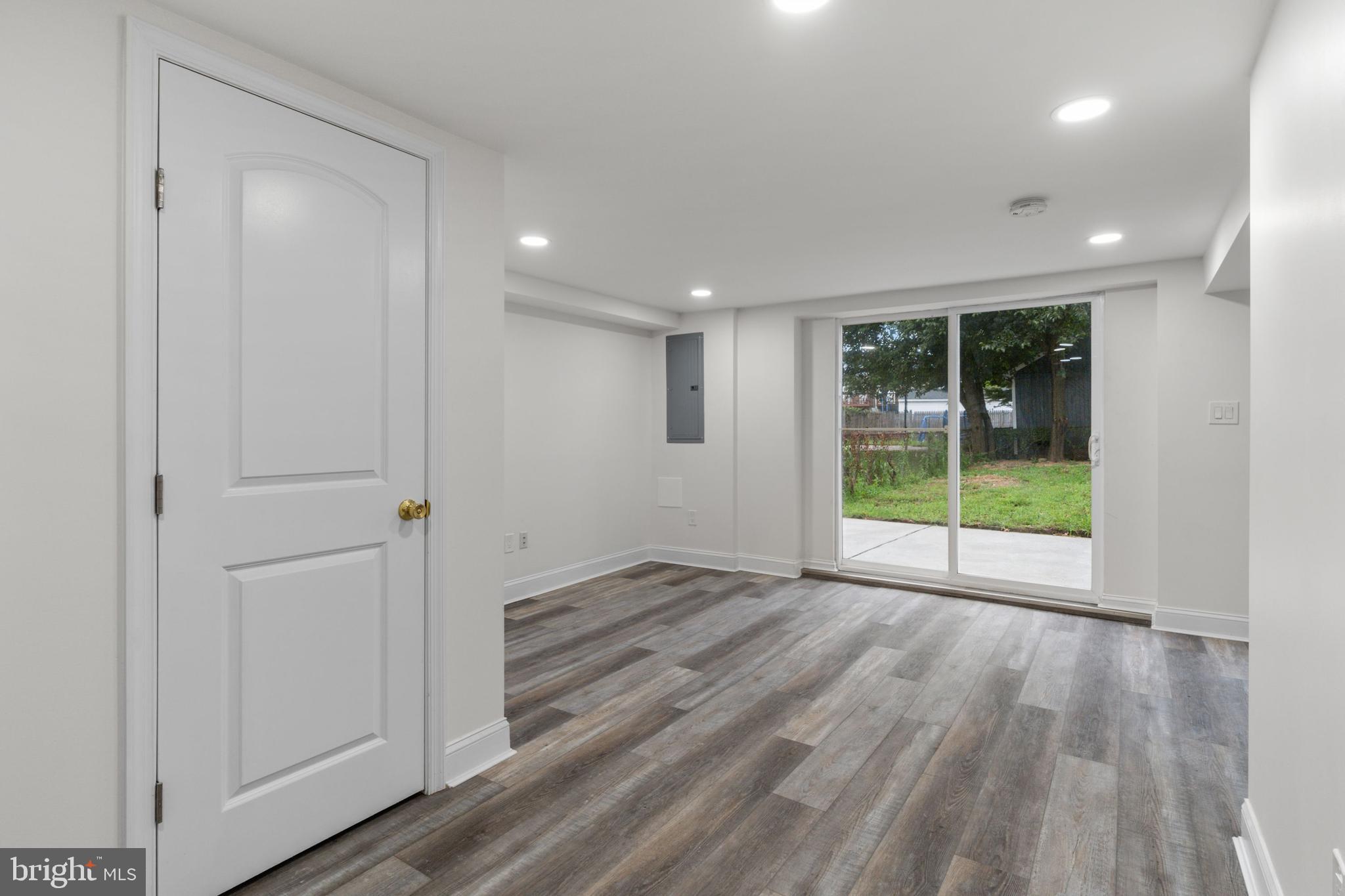 3149 Birch Road Philadelphia, PA 19154 - Photo 5 of 29