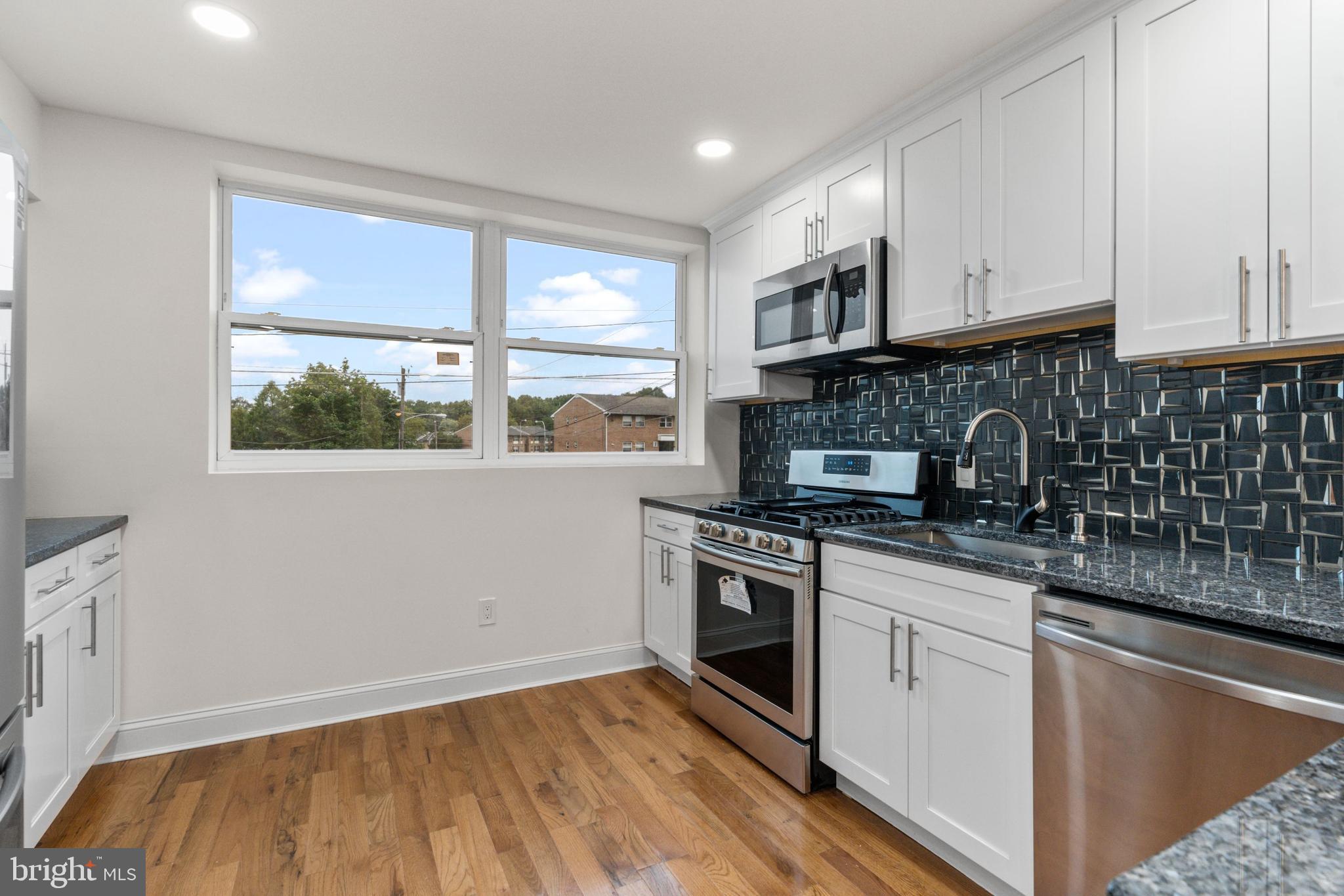 3149 Birch Road Philadelphia, PA 19154 - Photo 10 of 29
