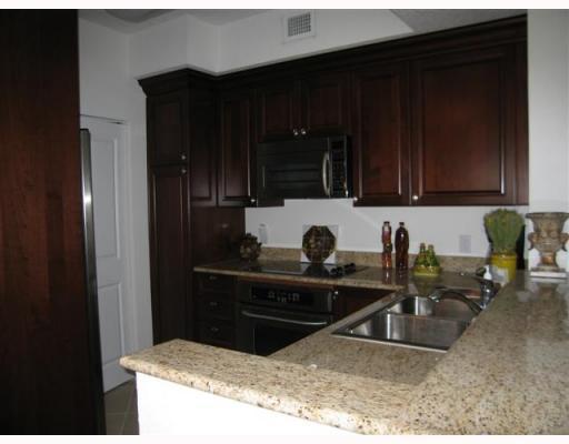 2 Renaissance Way, Unit 317 Boynton Beach, FL 33426 - Photo 1 of 6 Primary Photo