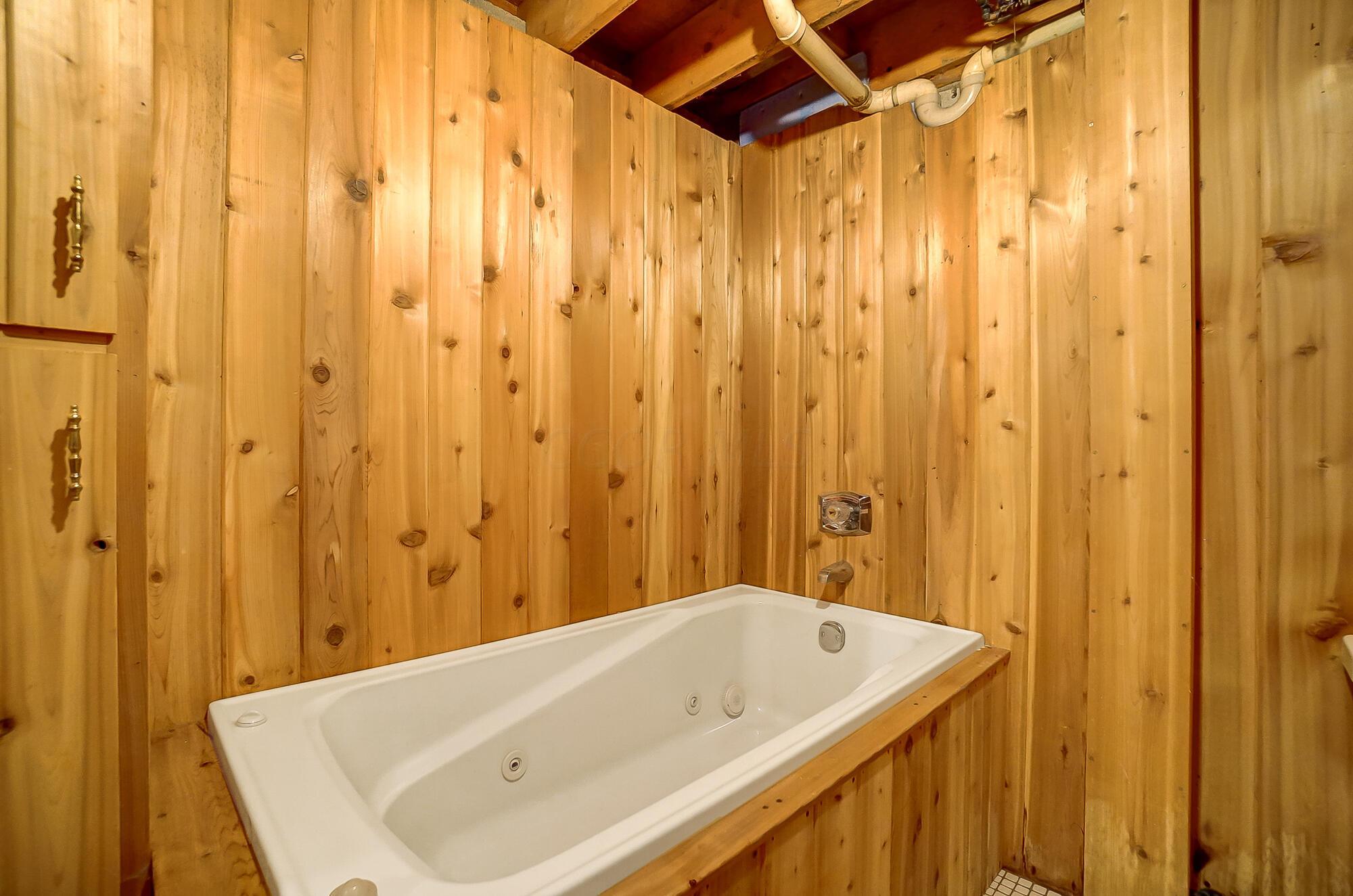 4540 Goodson Road West Jefferson, OH 43162 - Photo 69 of 82 Bathroom in Lower Level