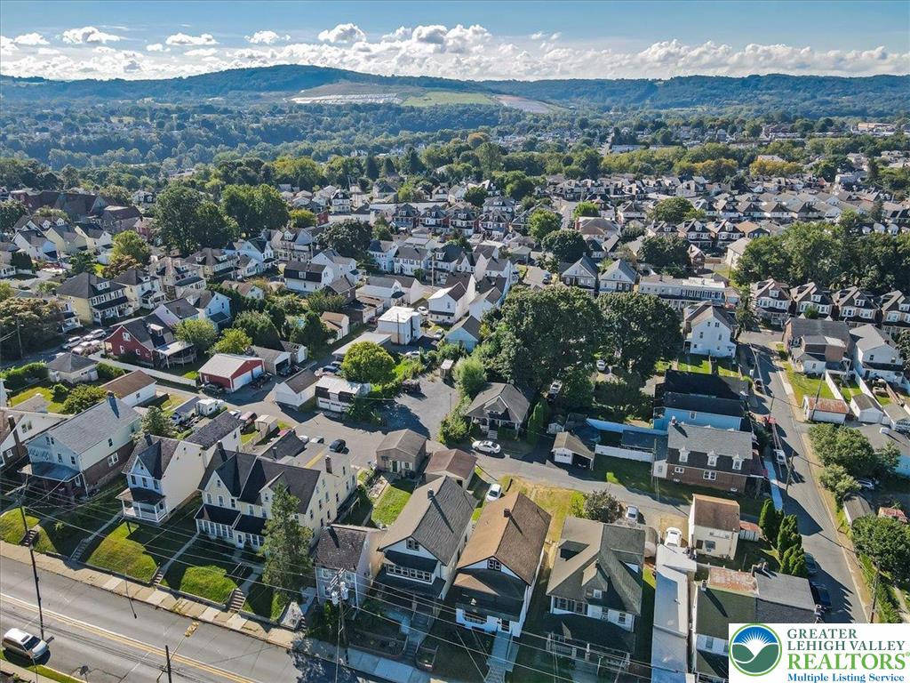 2132 Butler Street Wilson, PA 18042 - Photo 34 of 34 Gallery Image 34