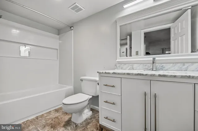 $2,200 | 6070 Main Street, Voorhees, NJ 08043