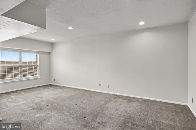 $2,200 | 6070 Main Street, Voorhees, NJ 08043