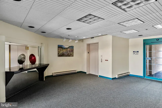 $2,200 | 6070 Main Street, Voorhees, NJ 08043