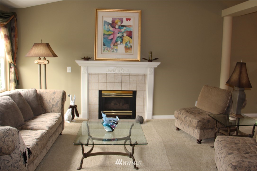 2305 210th Street Southeast Bothell, WA 98021 - Photo 4 of 20