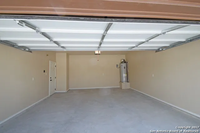 $1,295 | 150 Joanne Cove, New Braunfels, TX 78130