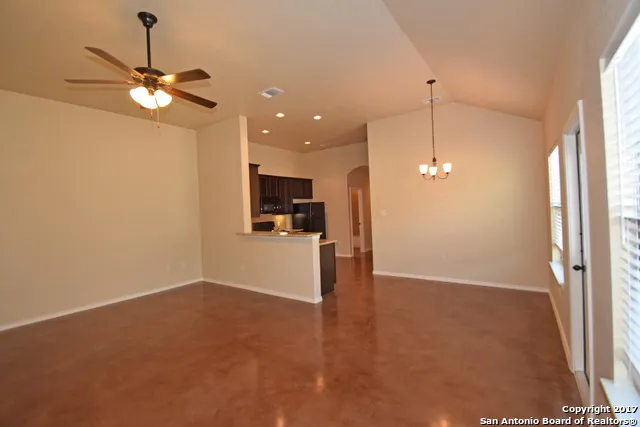 $1,295 | 150 Joanne Cove, New Braunfels, TX 78130