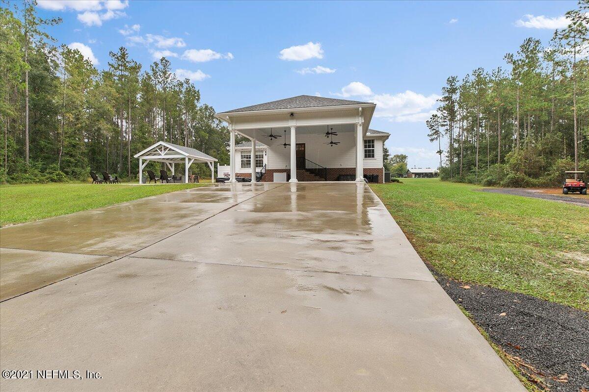6102 Harry Rewis Road Macclenny, FL 32063 - Photo 30 of 36 31-Carport