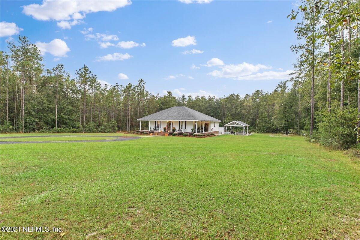 6102 Harry Rewis Road Macclenny, FL 32063 - Photo 32 of 36 33-Front Yard