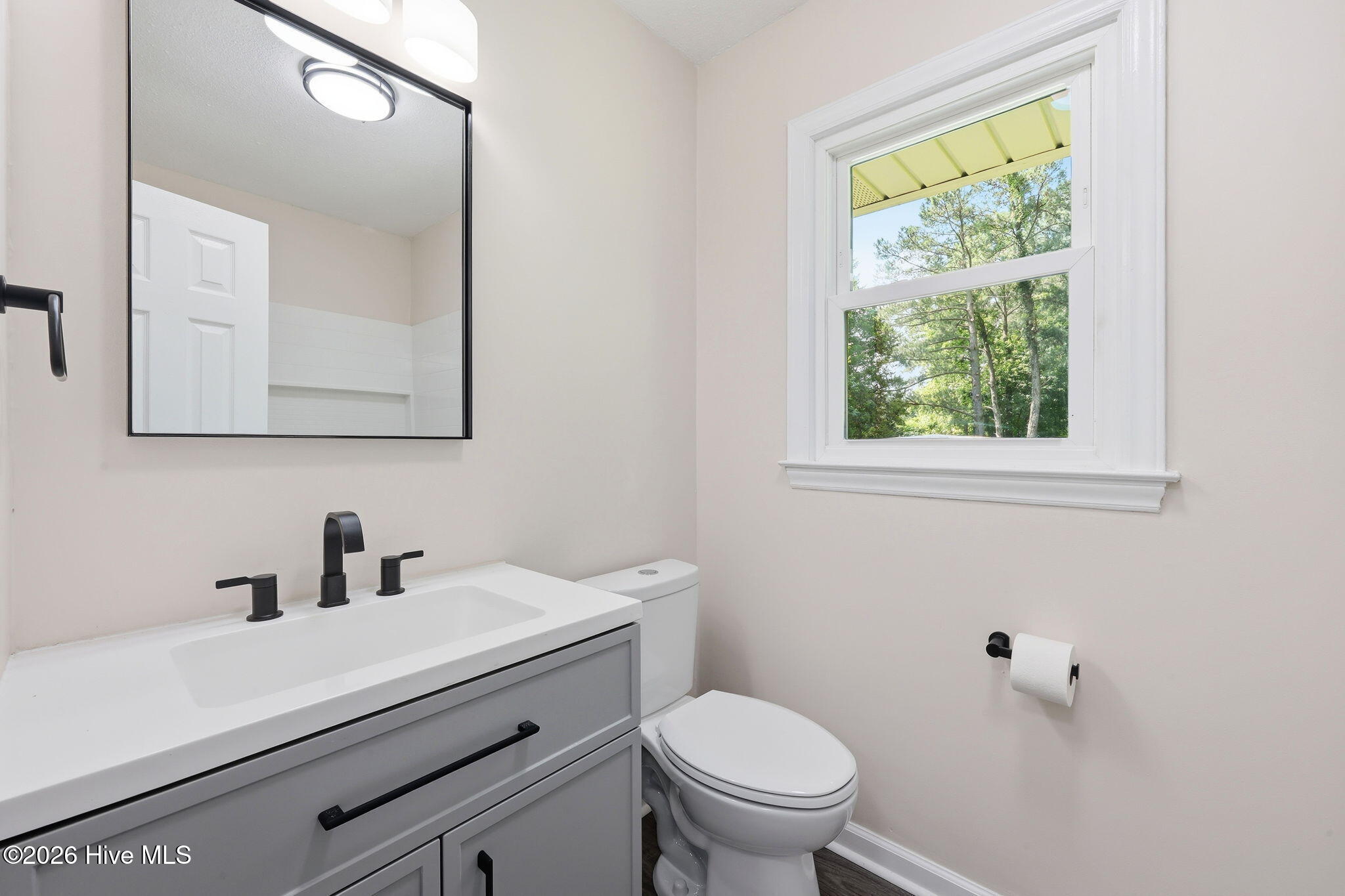 1040 Broad Creek Road New Bern, NC 28560 - Photo 17 of 47 Updated Bathroom
