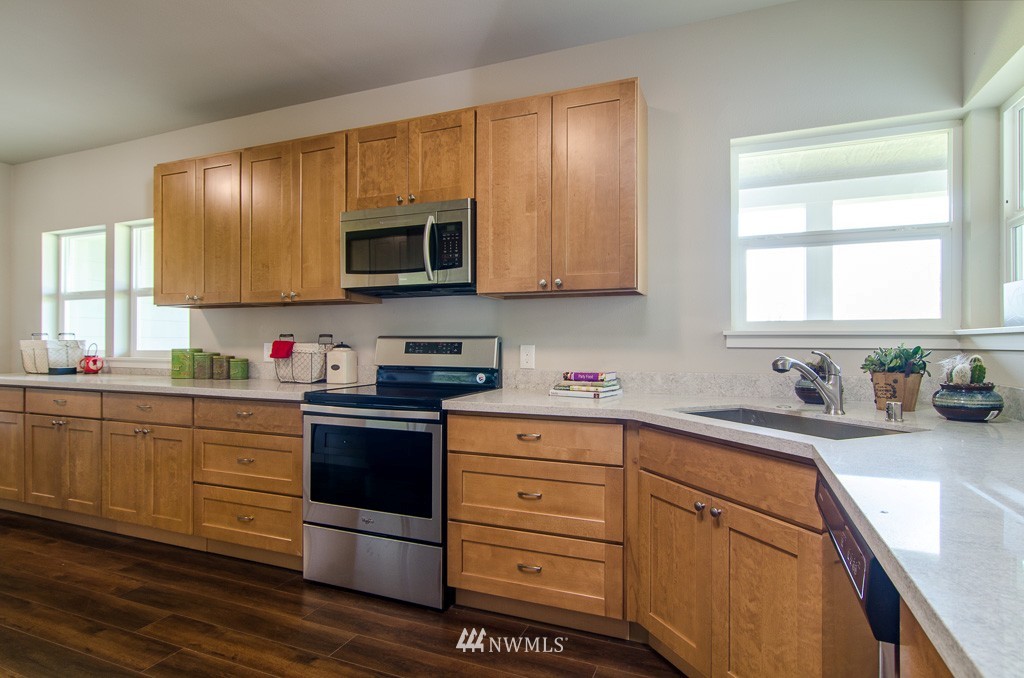 791 West Wiser Lake Road Ferndale, WA 98248 - Photo 7 of 25