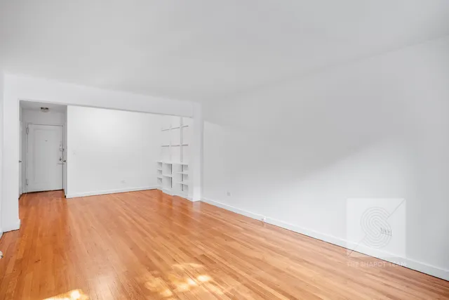 $350,000 | 153 Bennett Avenue, Unit 3E | Hudson Heights