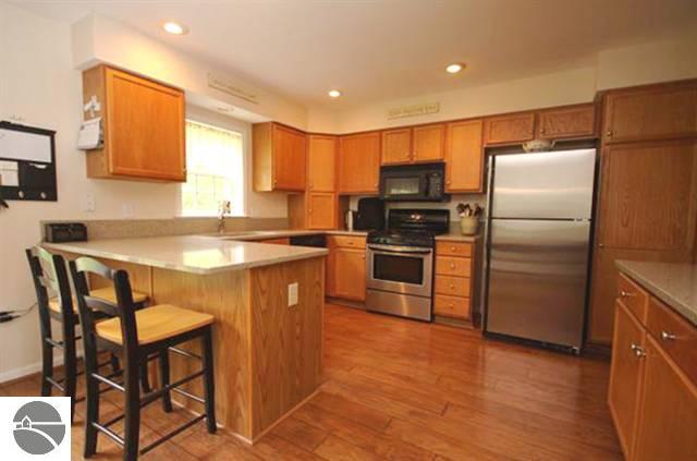 7887 West Sharon Road Southwest Fife Lake, MI 49633 - Photo 6 of 25 1745176-5.JPG