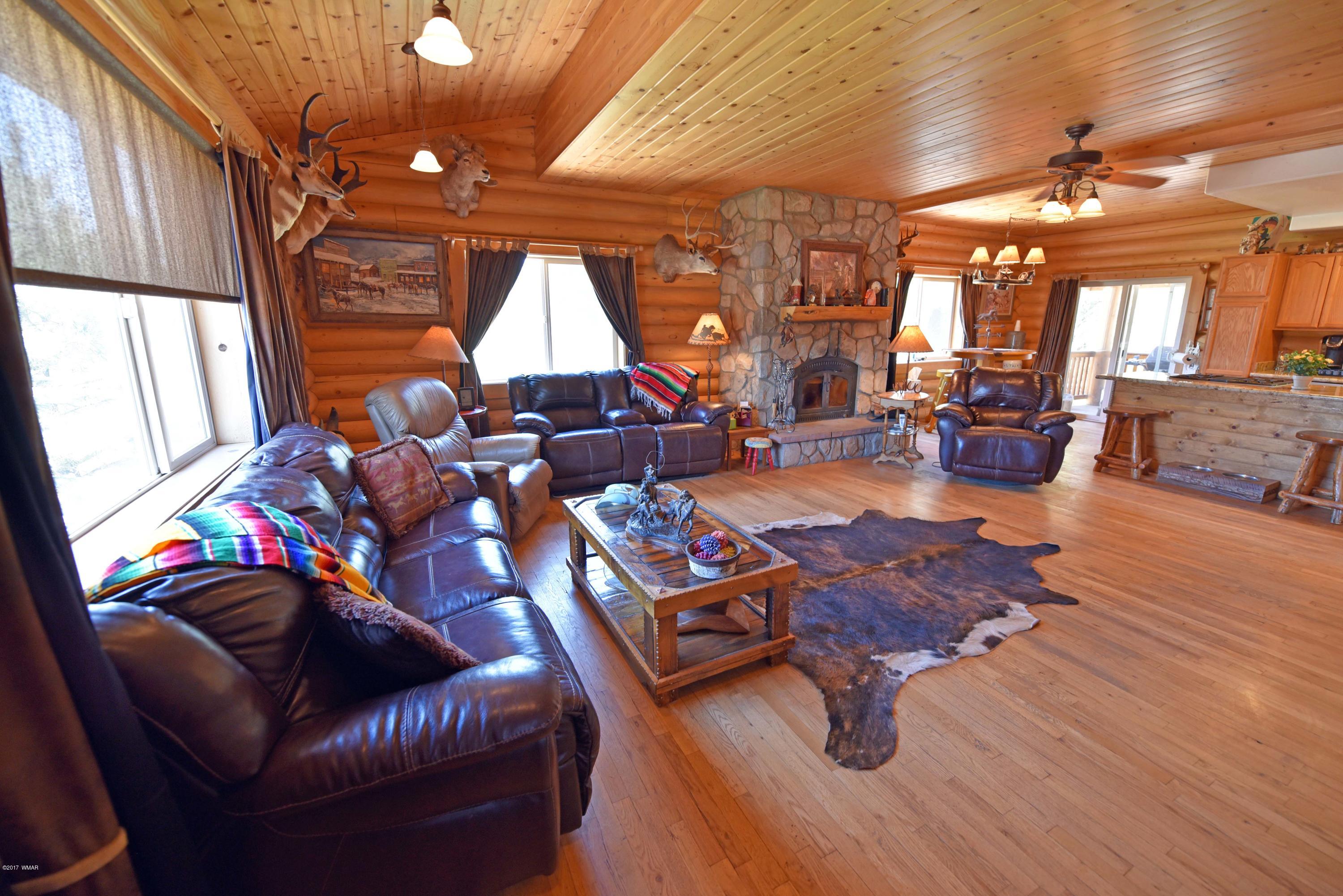 7086 Smith Ranch Road Show Low, AZ 85901 - Photo 5 of 29 Gallery Image 5