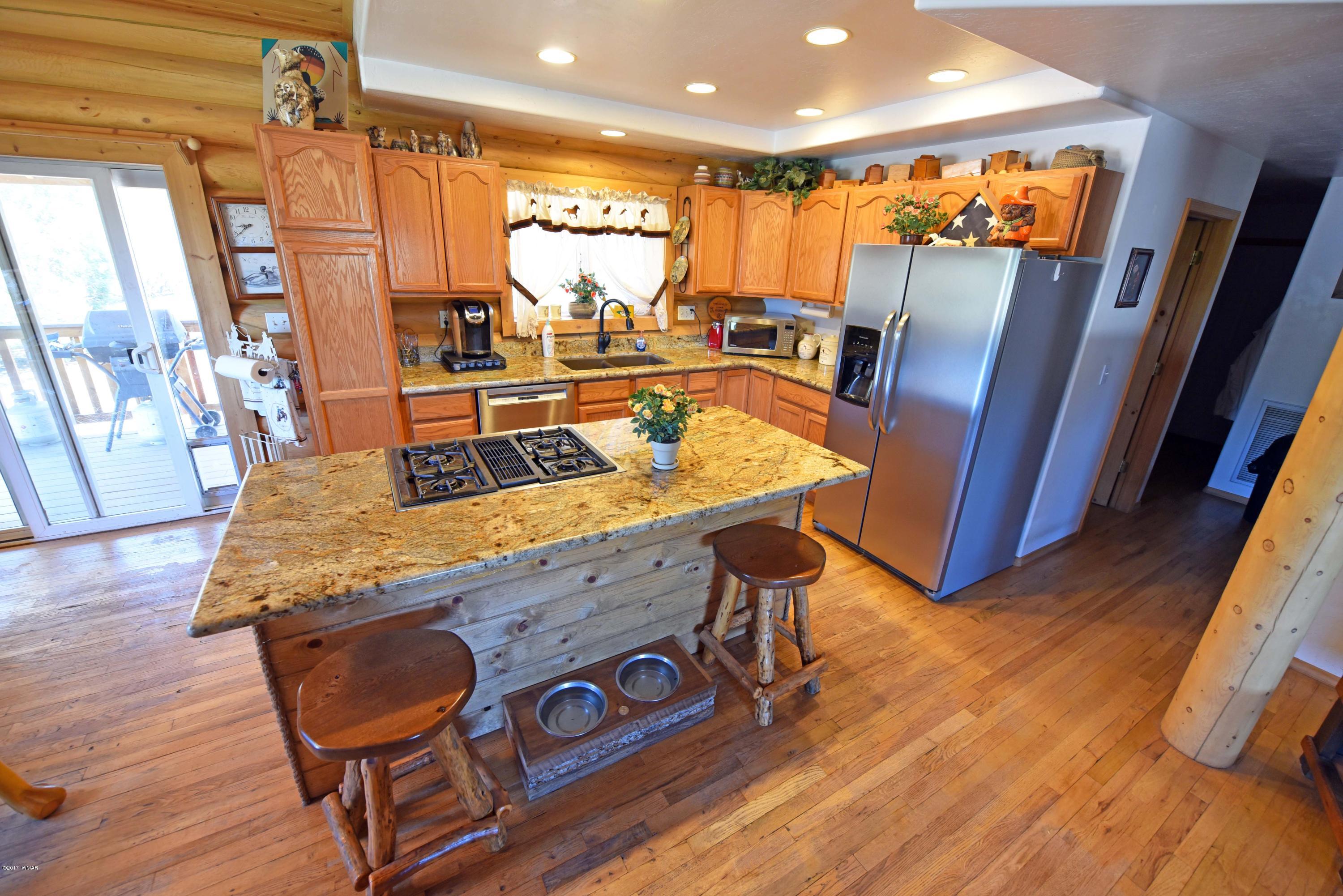 7086 Smith Ranch Road Show Low, AZ 85901 - Photo 7 of 29 Gallery Image 7