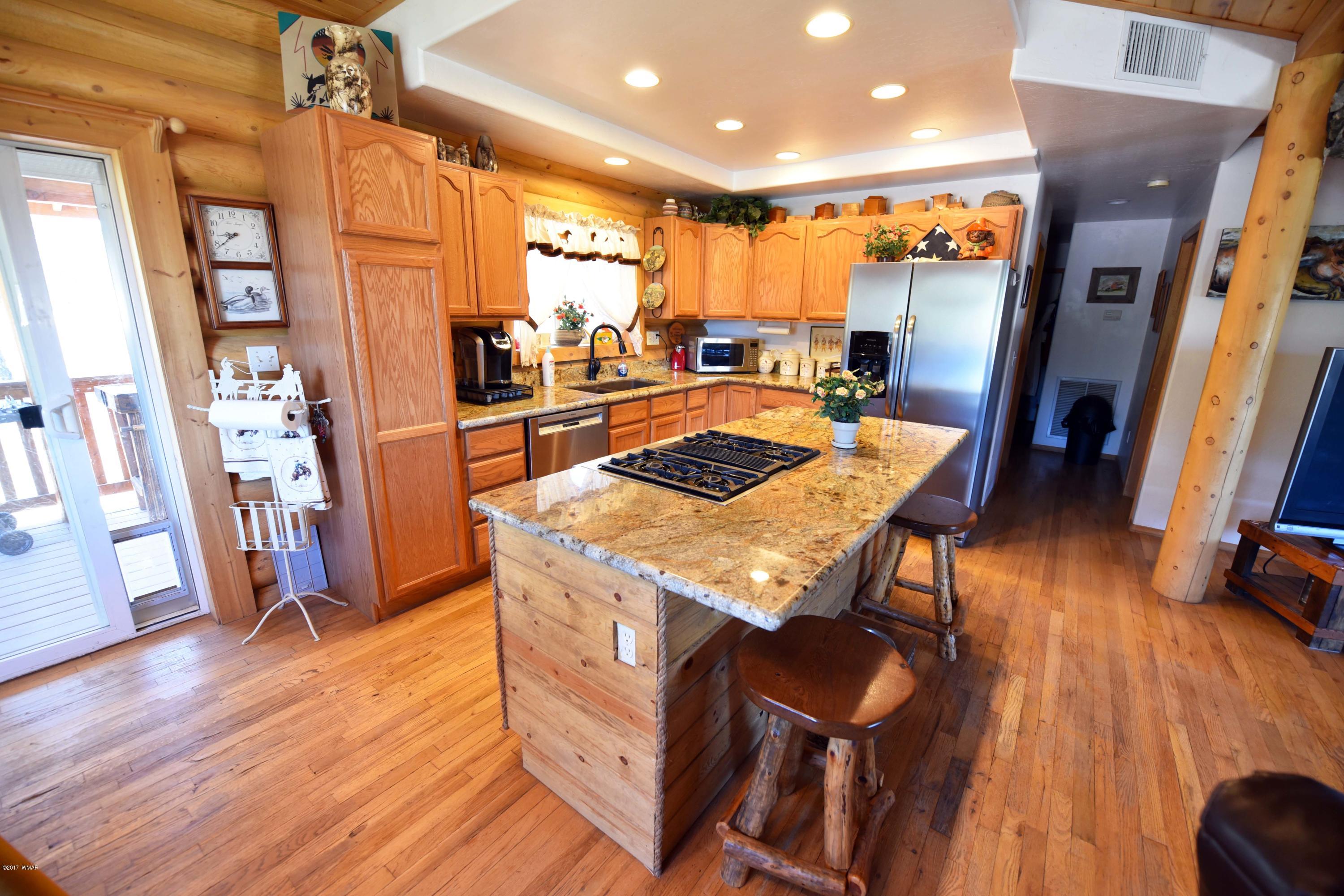 7086 Smith Ranch Road Show Low, AZ 85901 - Photo 8 of 29 Gallery Image 8