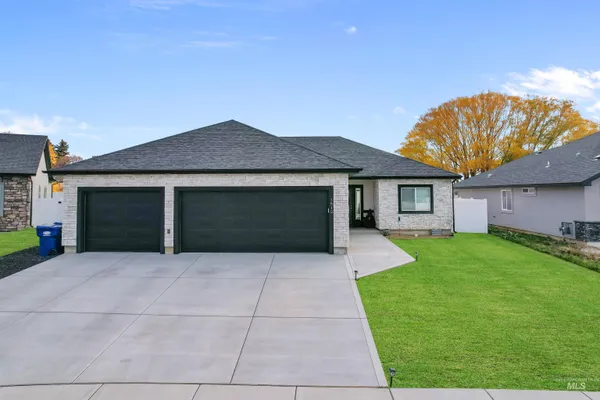 $429,000 | 1512 Bird Farm Drive, Jerome, ID 83338