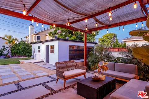 $949,000 | 5541 East Mezzanine Way, Long Beach, CA 90808