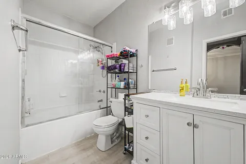 $285,000 | 1411 East Orangewood Avenue, Unit 117, Phoenix, AZ 85020