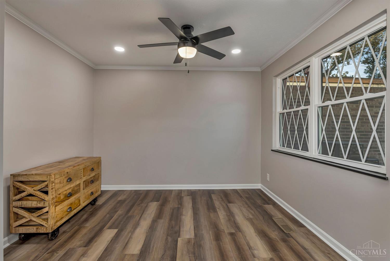 5644 Springdale Road Cincinnati, OH 45251 - Photo 32 of 53