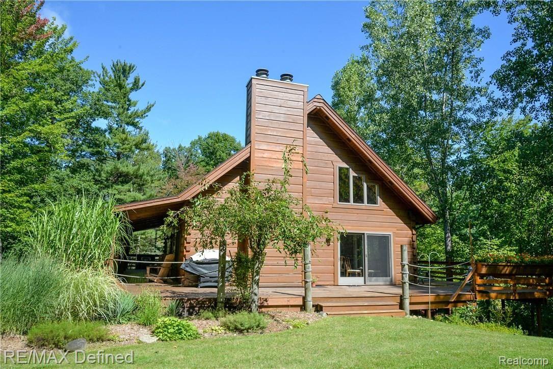 220 Ridgemont Road Oxford, MI 48370 - Photo 13 of 65 10.jpg