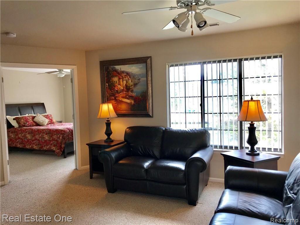 1558 Meadowside Drive, Unit 191 Rochester Hills, MI 48307 - Photo 5 of 19