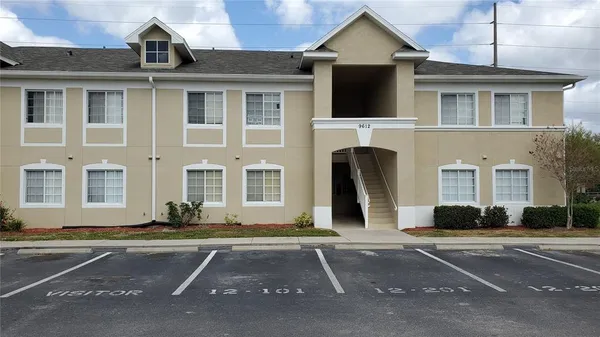 $174,900 | 9612 Seadale Court, Unit 101, Riverview, FL 33578