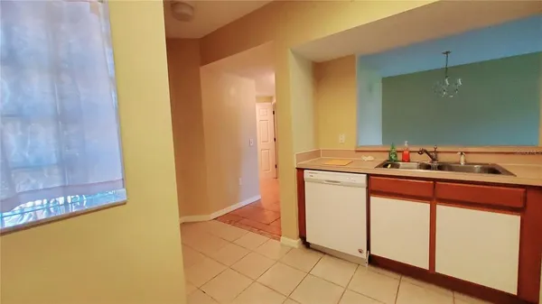 $188,000 | 9612 Seadale Court, Unit 101, Riverview, FL 33578